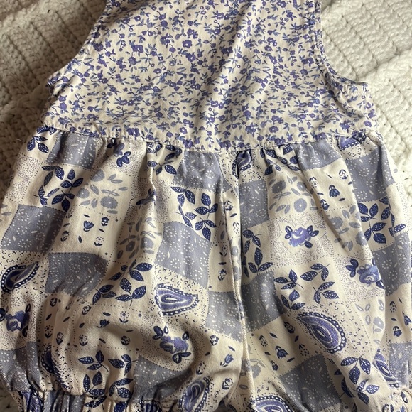 “Kids on the go” 4t floral white/blue romper - Picture 5 of 5